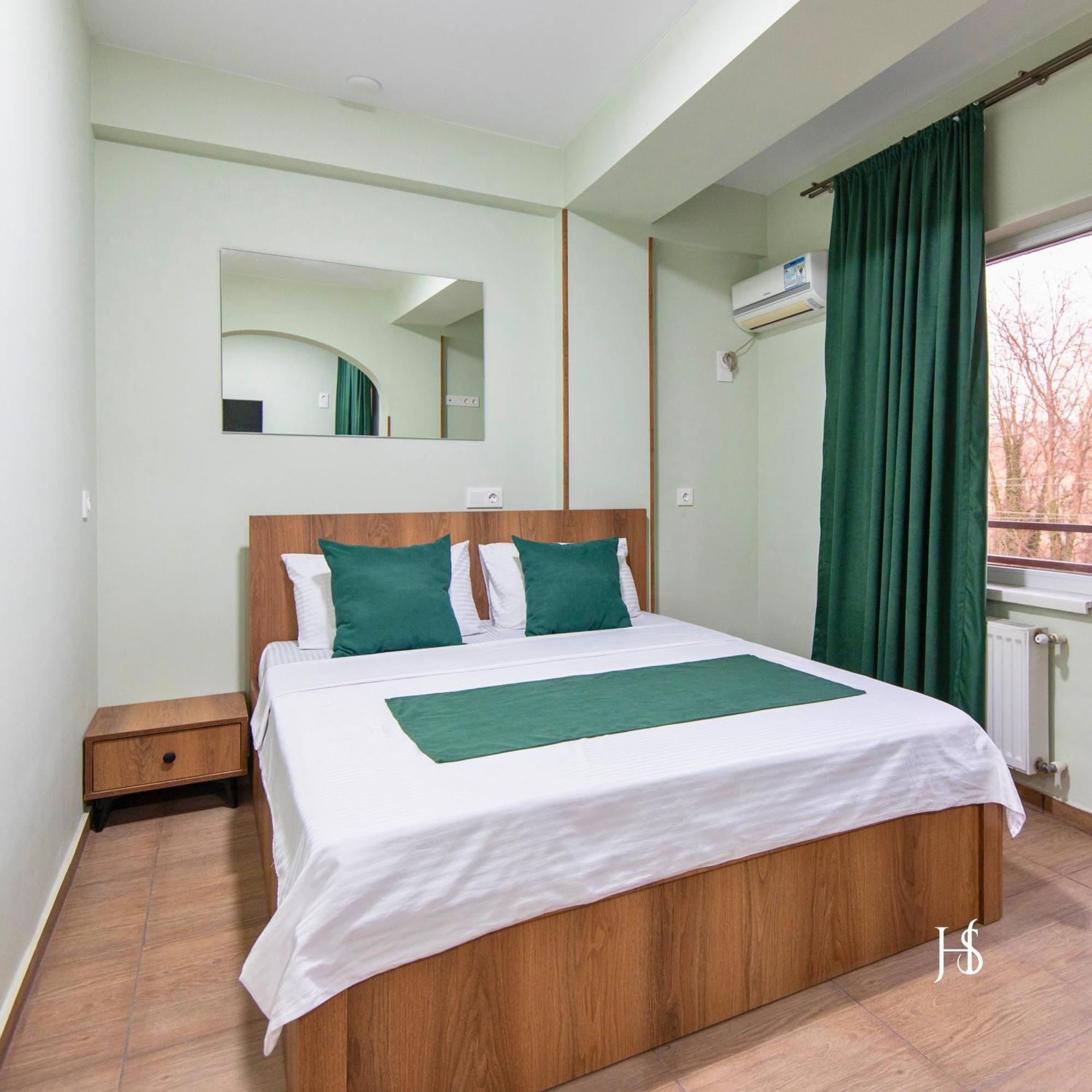 Hotel Serenity Тбілісі Екстер'єр фото