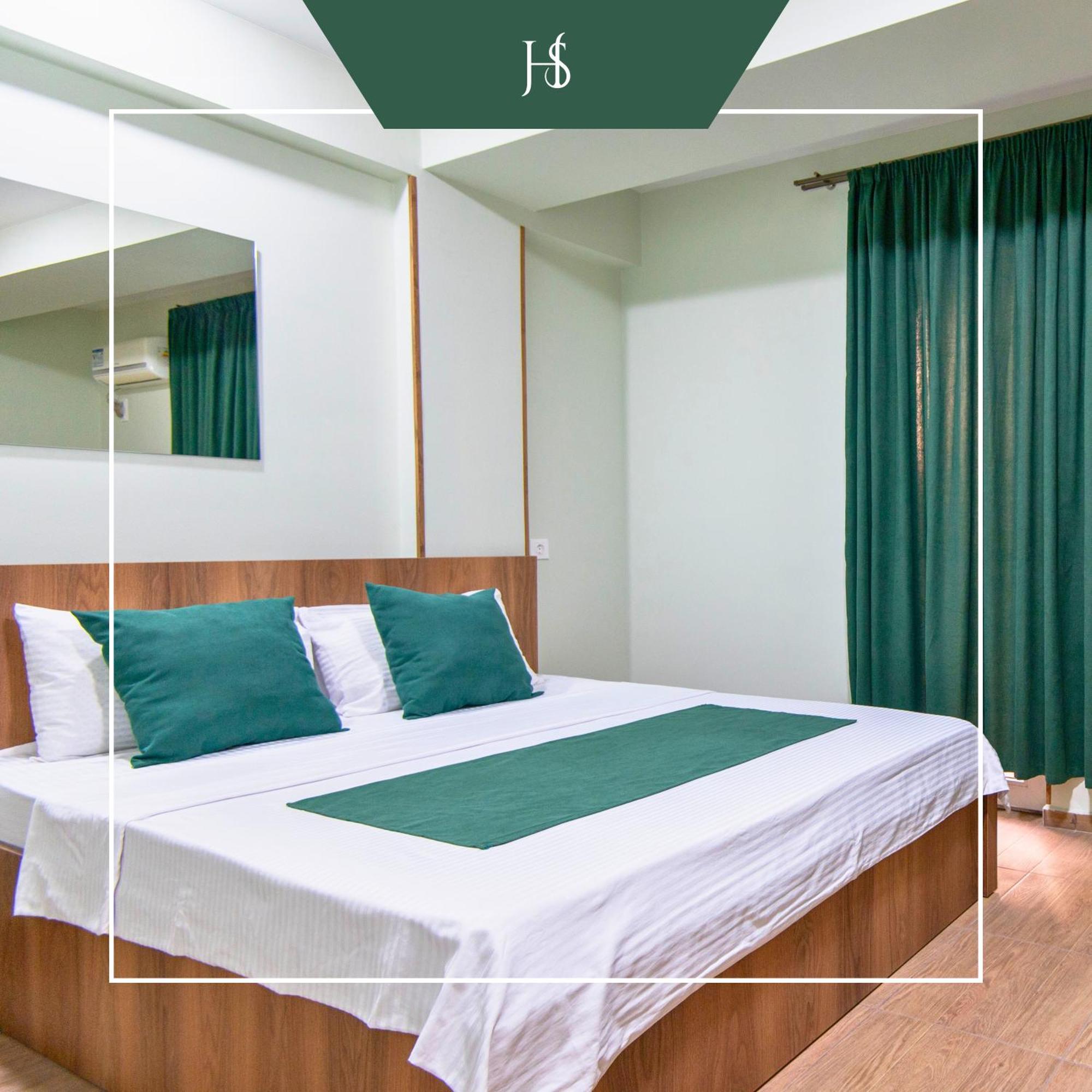 Hotel Serenity Тбілісі Екстер'єр фото