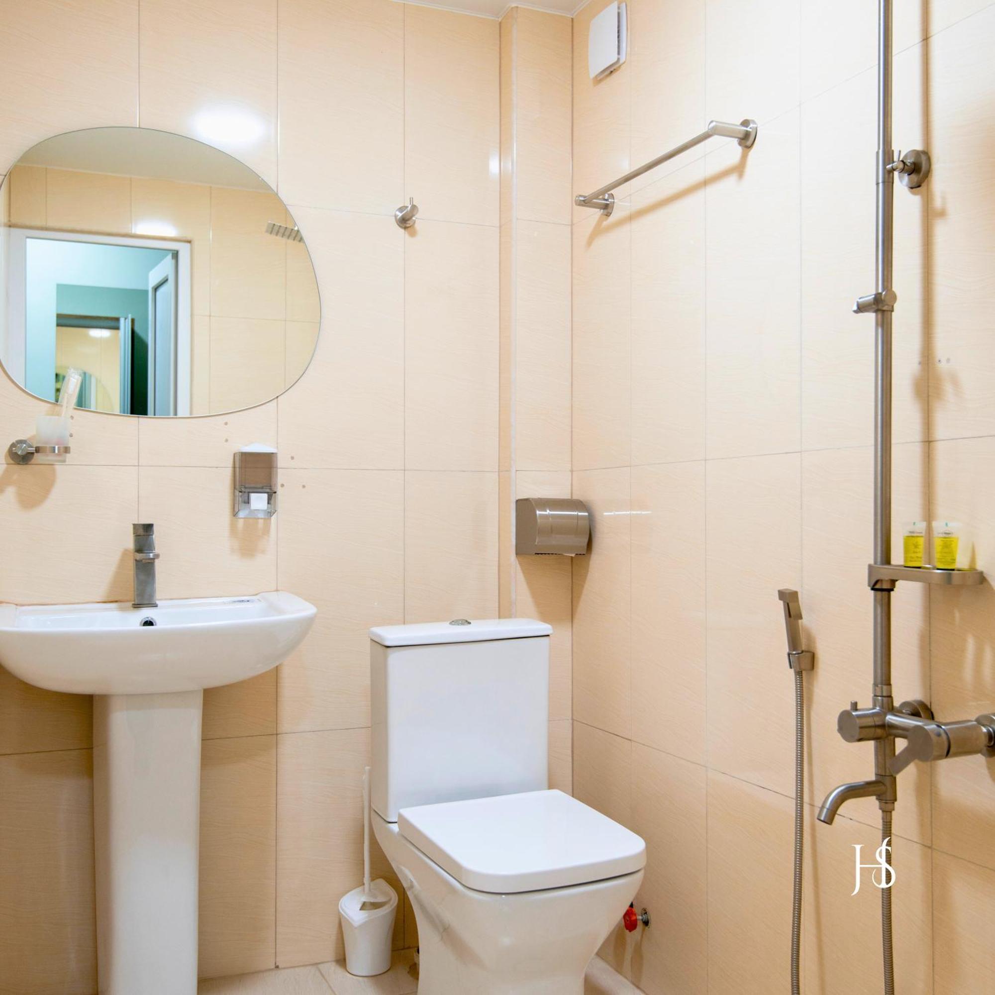 Hotel Serenity Тбілісі Екстер'єр фото