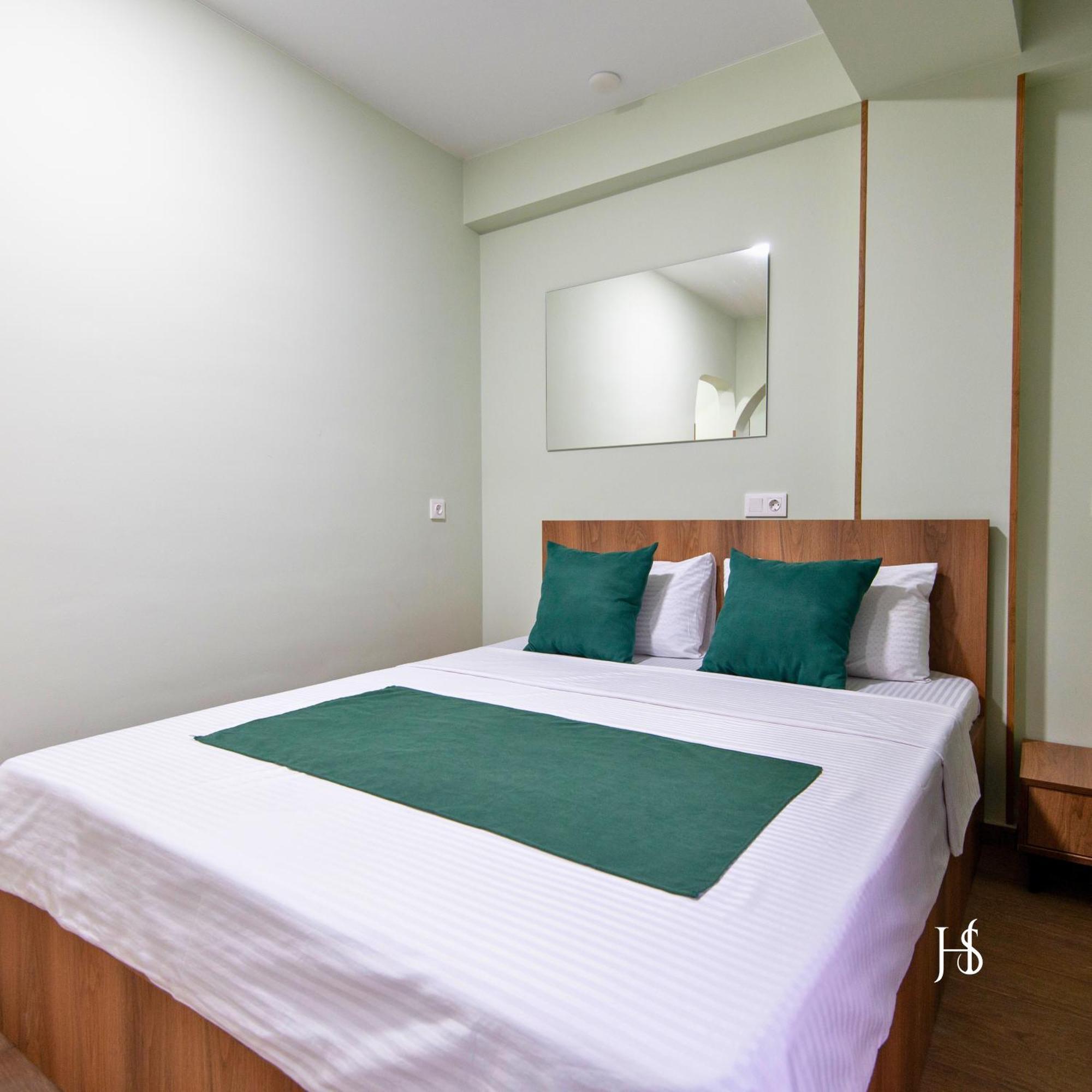 Hotel Serenity Тбілісі Екстер'єр фото
